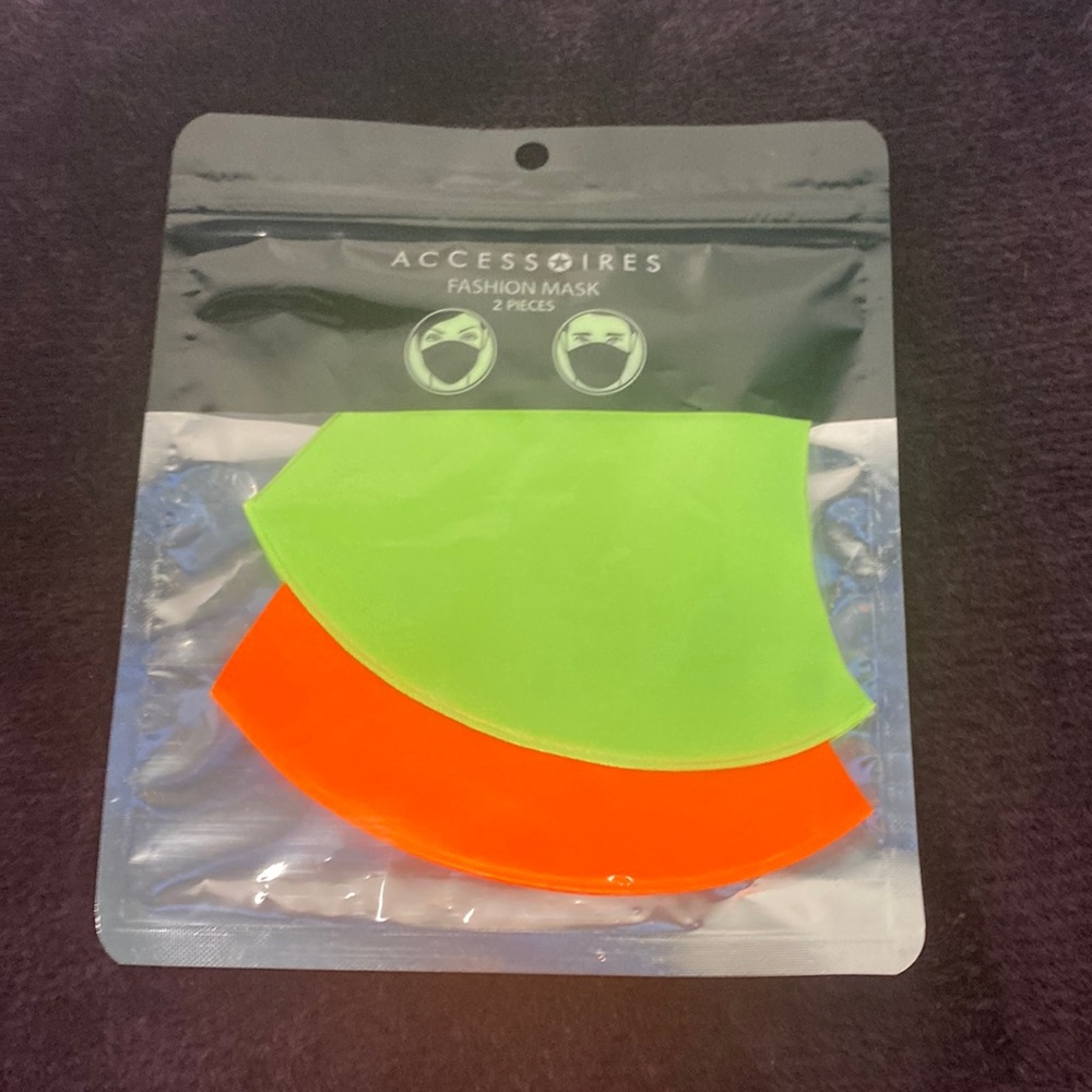 Face Mask - new in package